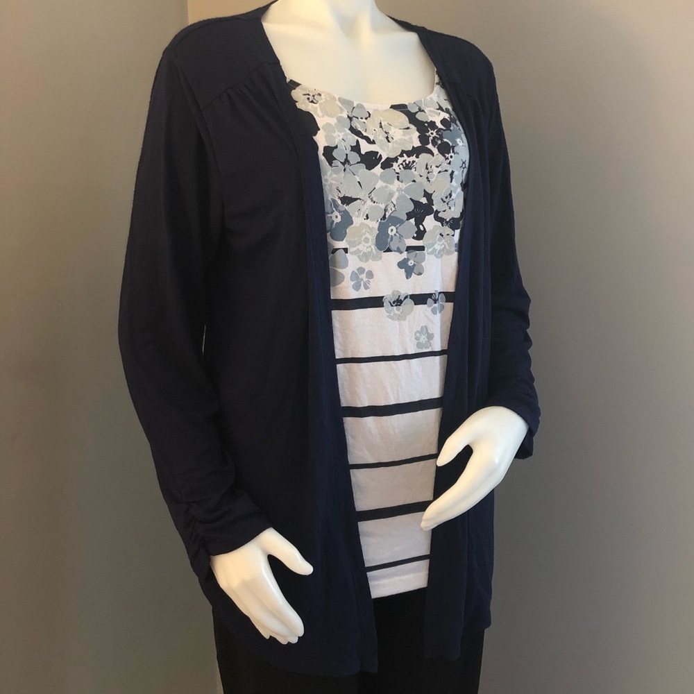 Womens Sweater Top Size Medium
